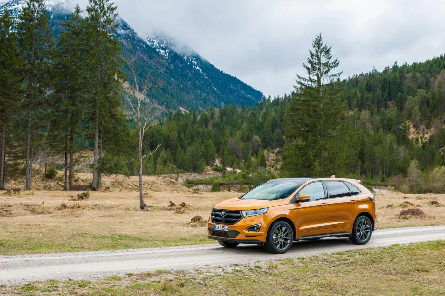  Ford Edge Sport 2016 года  (WW) (фото 17 из 33)